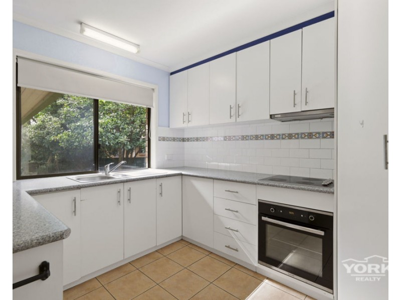 277B James Street, Newtown QLD 4350
