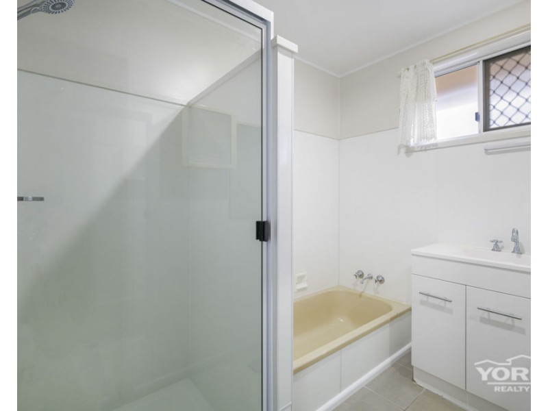 23 Hampton Street, Newtown QLD 4350