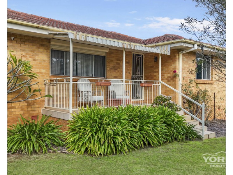 82 Hogg Street, Rockville QLD 4350