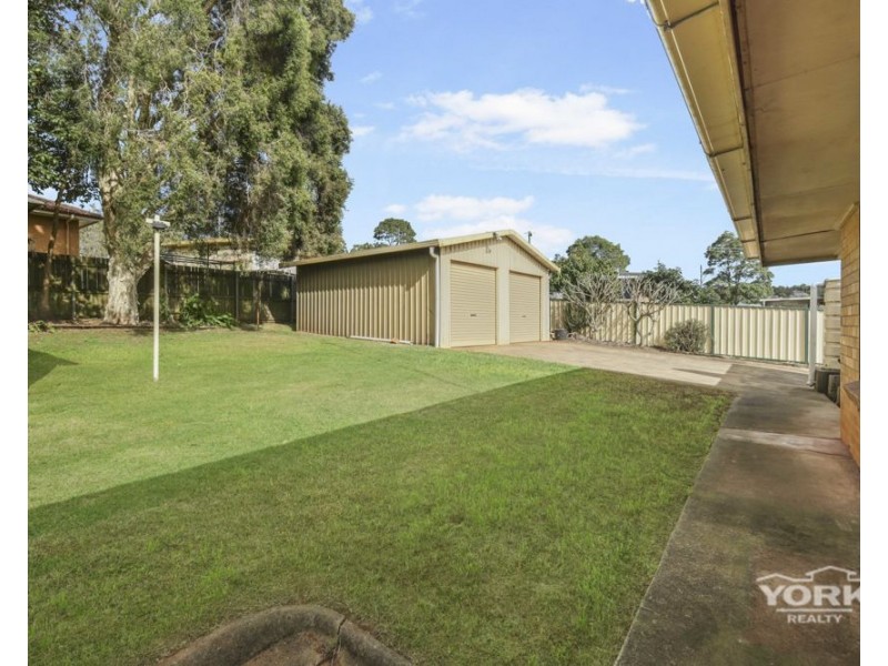 82 Hogg Street, Rockville QLD 4350