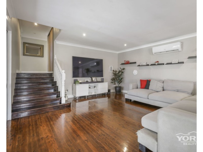 9 Jack Street, Darling Heights QLD 4350