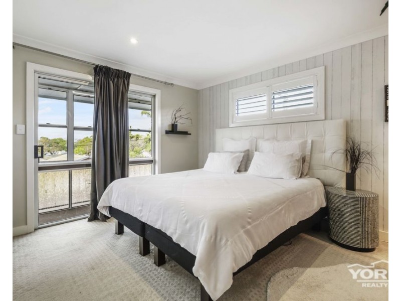 9 Jack Street, Darling Heights QLD 4350