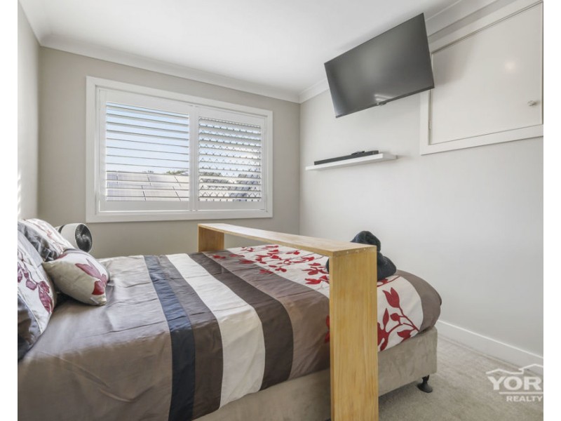 9 Jack Street, Darling Heights QLD 4350
