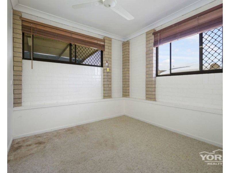 9 9 Lyndhurst Court, Newtown QLD 4350