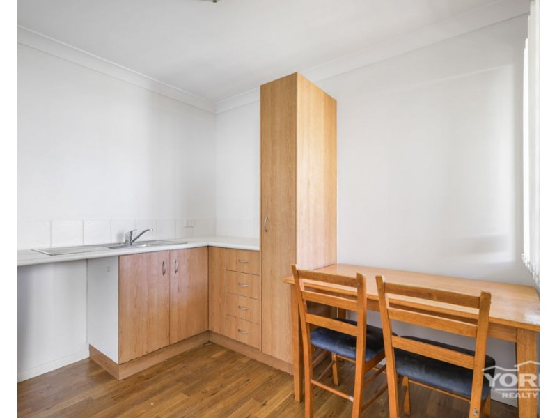 26/306-310 James Street, Harristown QLD 4350