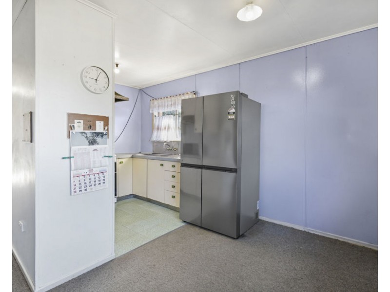 9 Crotty Street, Centenary Heights QLD 4350