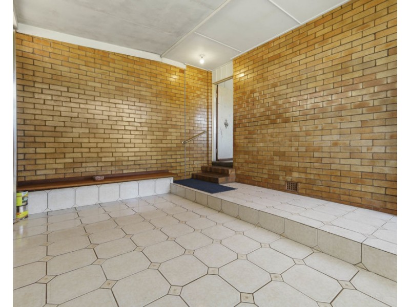 9 Crotty Street, Centenary Heights QLD 4350