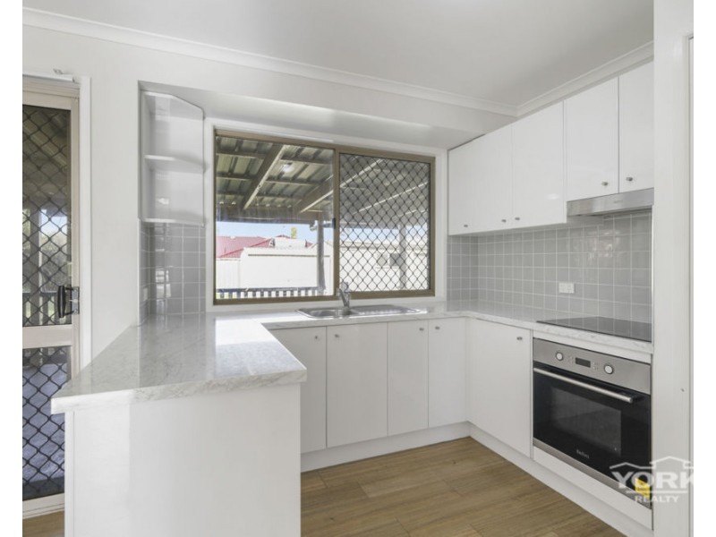 40 Blue Gum Drive, Newtown QLD 4350