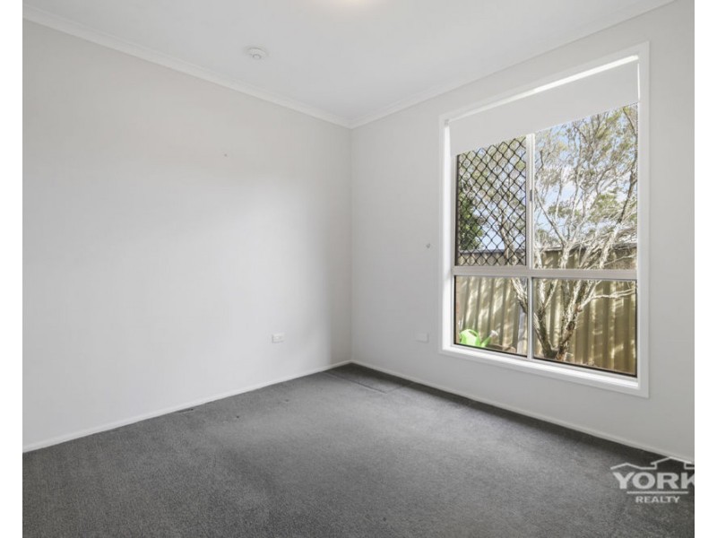 40 Blue Gum Drive, Newtown QLD 4350