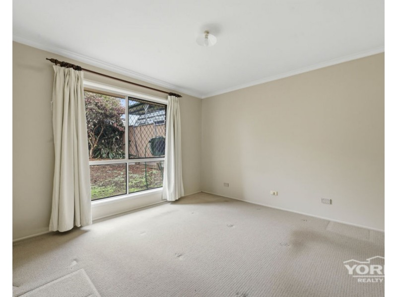 3 Barooga Court, Wilsonton Heights QLD 4350