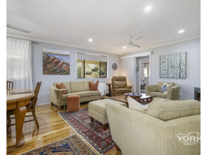 2 McCafferty Street, Wilsonton QLD 4350