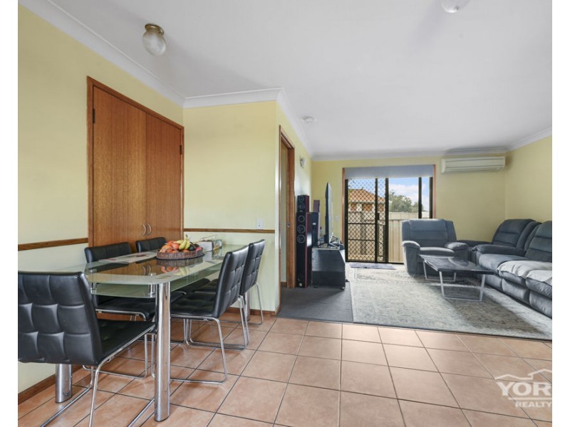 2/15 Donna Court, Kearneys Spring QLD 4350