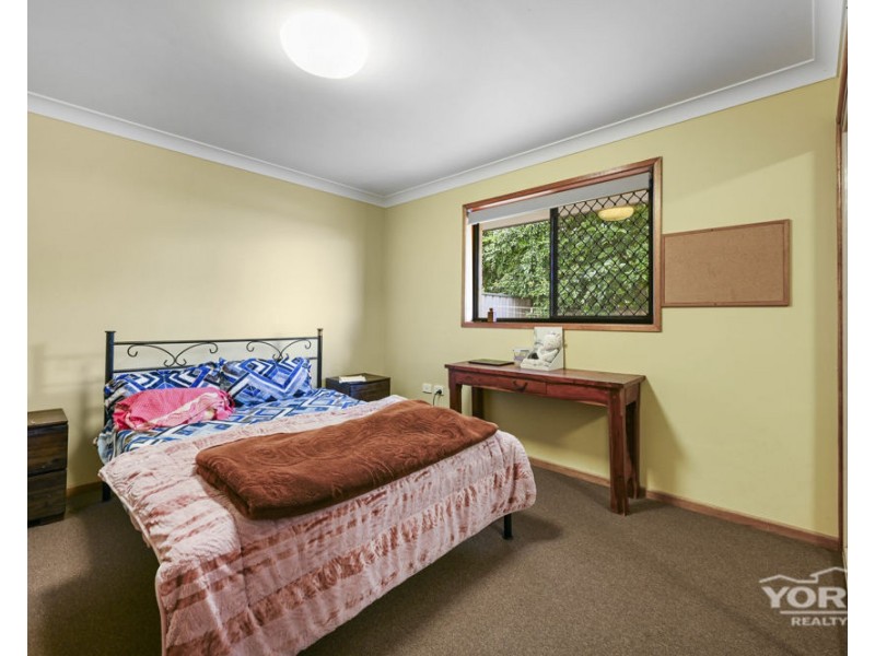 2/15 Donna Court, Kearneys Spring QLD 4350