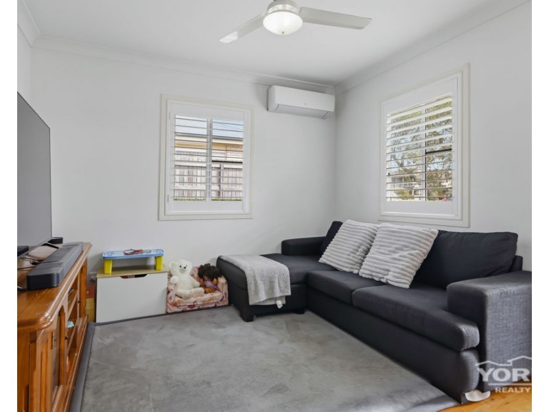1/4A Rose Street, Wilsonton QLD 4350