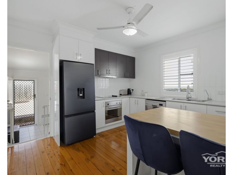 1/4A Rose Street, Wilsonton QLD 4350