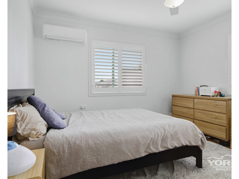 1/4A Rose Street, Wilsonton QLD 4350