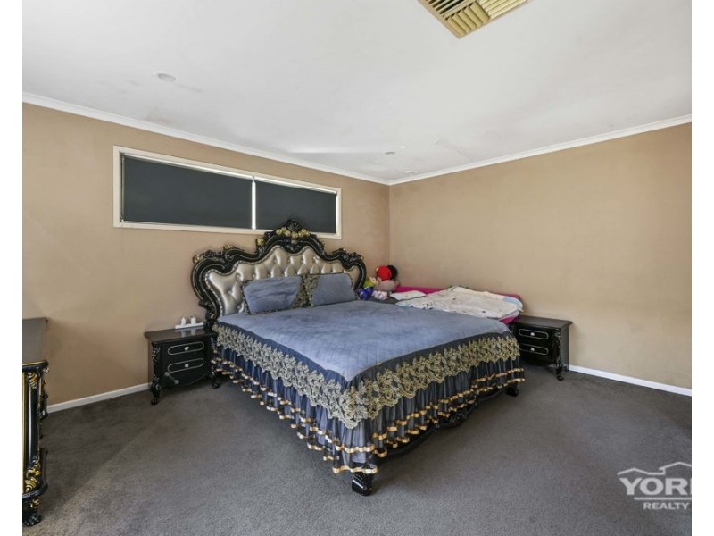 54 Noll Street, Kearneys Spring QLD 4350