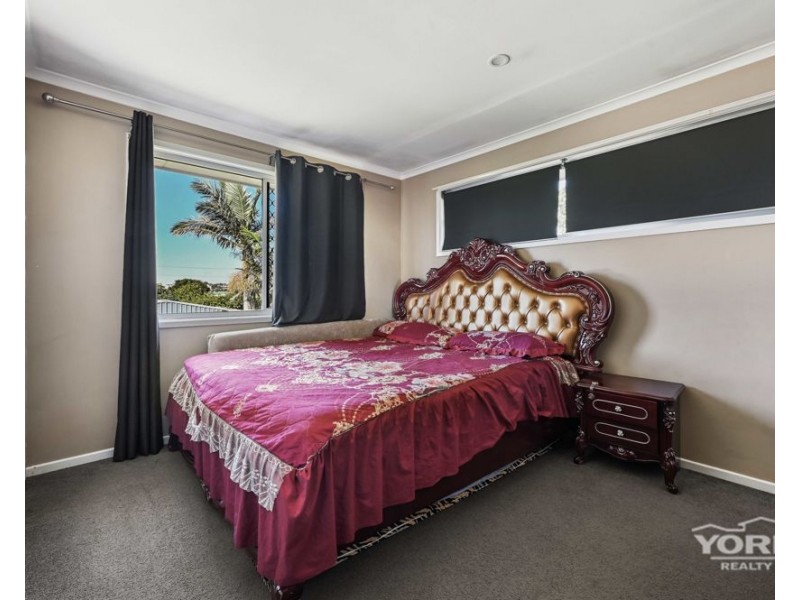 54 Noll Street, Kearneys Spring QLD 4350