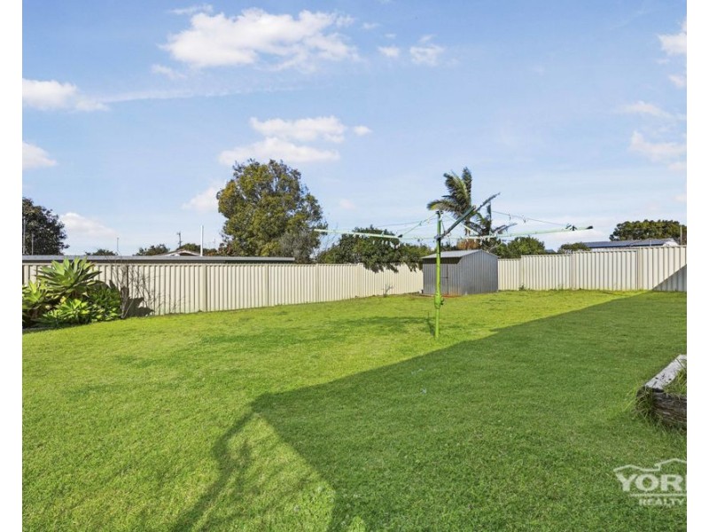 54 Noll Street, Kearneys Spring QLD 4350