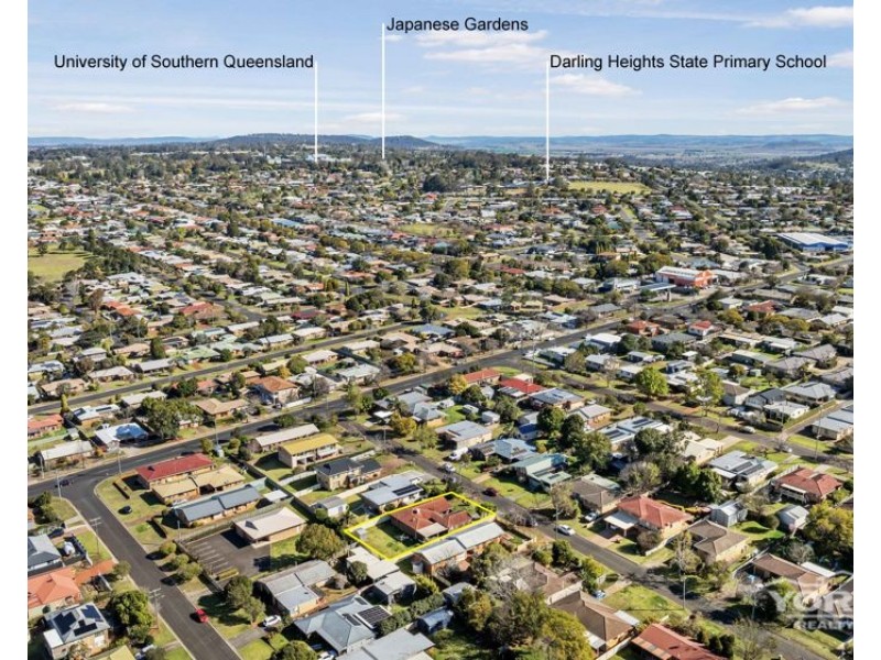 54 Noll Street, Kearneys Spring QLD 4350