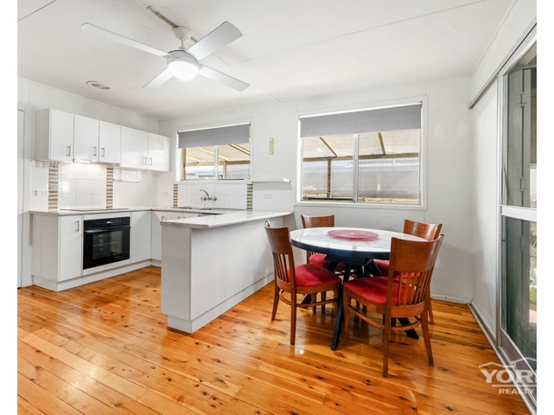 17 Podd Street, Wilsonton QLD 4350