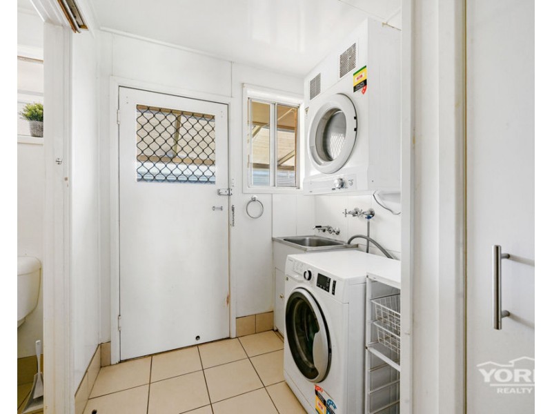 17 Podd Street, Wilsonton QLD 4350