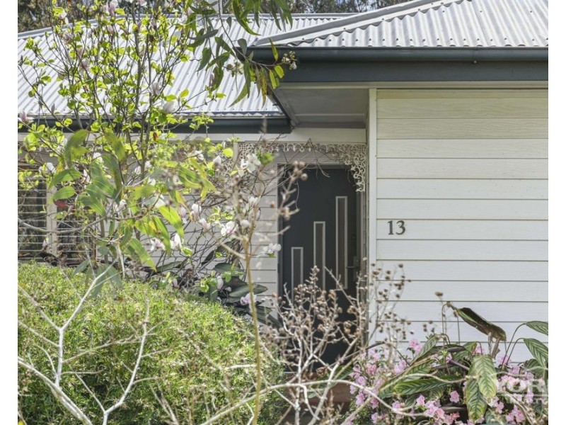 13 Garde Street, Centenary Heights QLD 4350