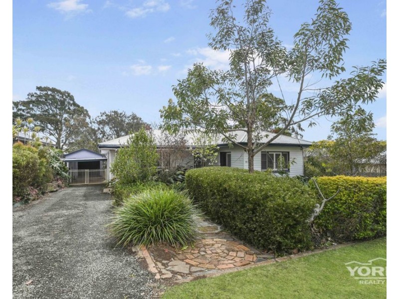 13 Garde Street, Centenary Heights QLD 4350