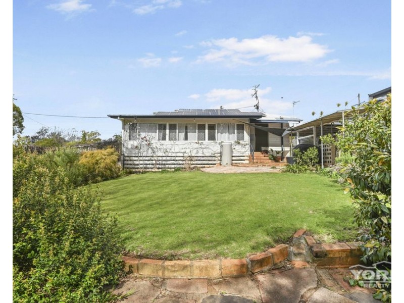 13 Garde Street, Centenary Heights QLD 4350