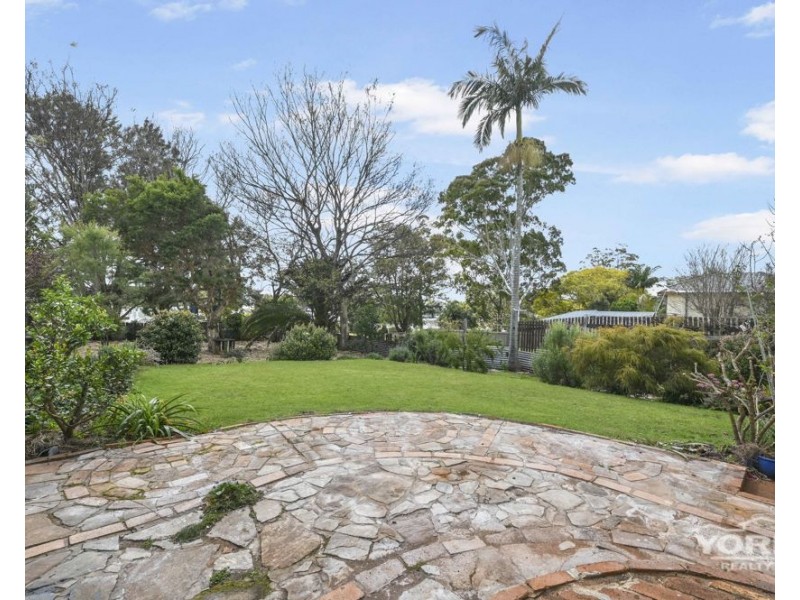13 Garde Street, Centenary Heights QLD 4350