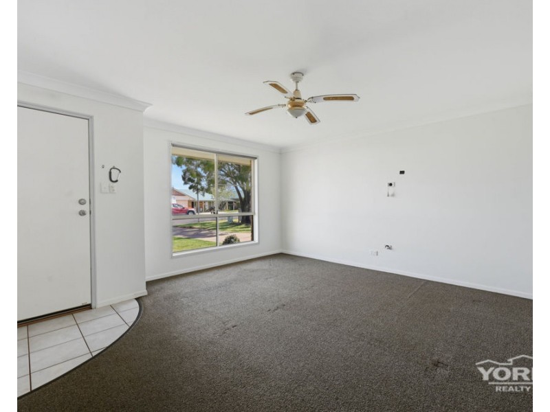 32 Cherokee Drive, Wilsonton QLD 4350