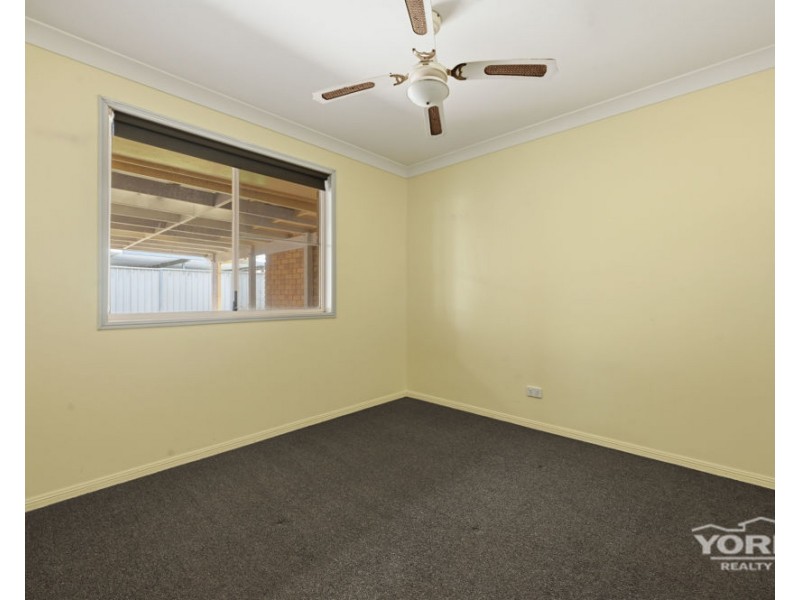 32 Cherokee Drive, Wilsonton QLD 4350