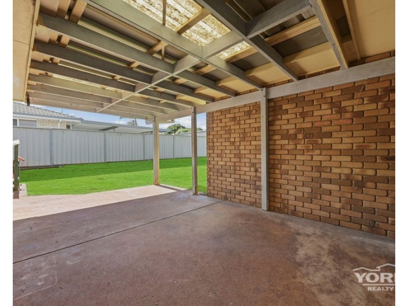 32 Cherokee Drive, Wilsonton QLD 4350