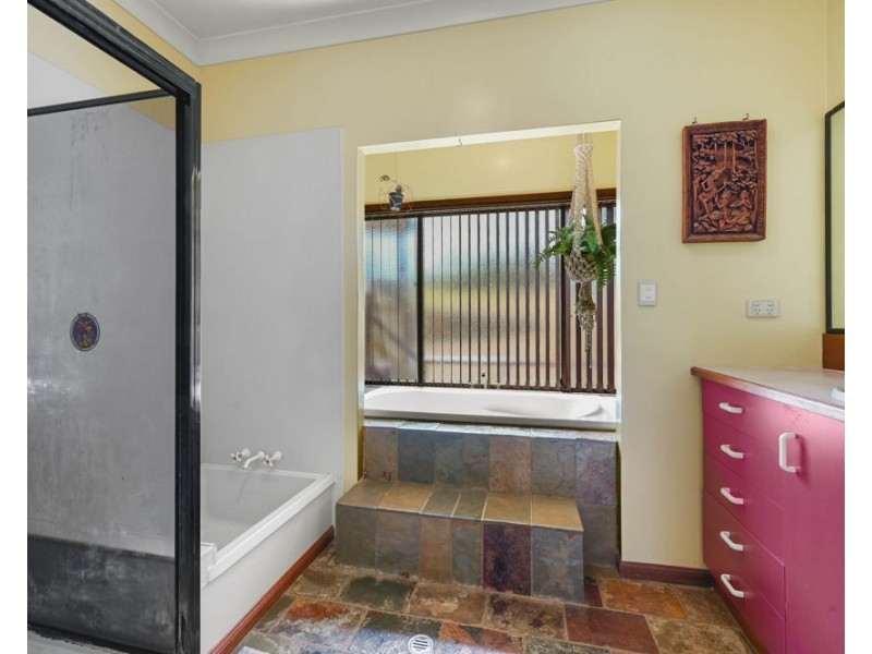 361 Old Homebush Road, Gowrie Junction QLD 4352