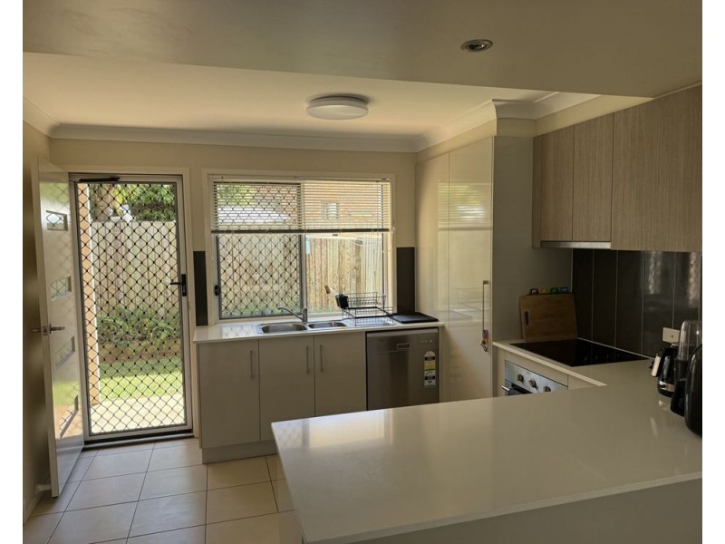 7/373 Greenwattle Street, Wilsonton QLD 4350
