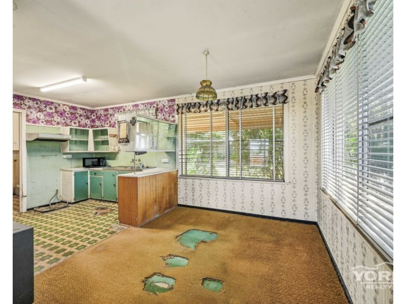 13 Abelia Street, Harlaxton QLD 4350