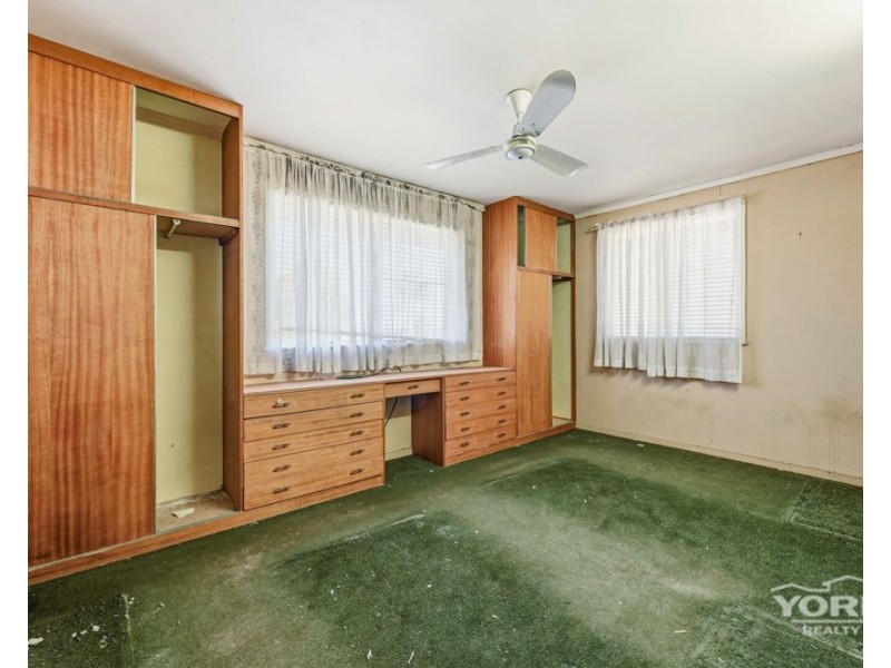 13 Abelia Street, Harlaxton QLD 4350