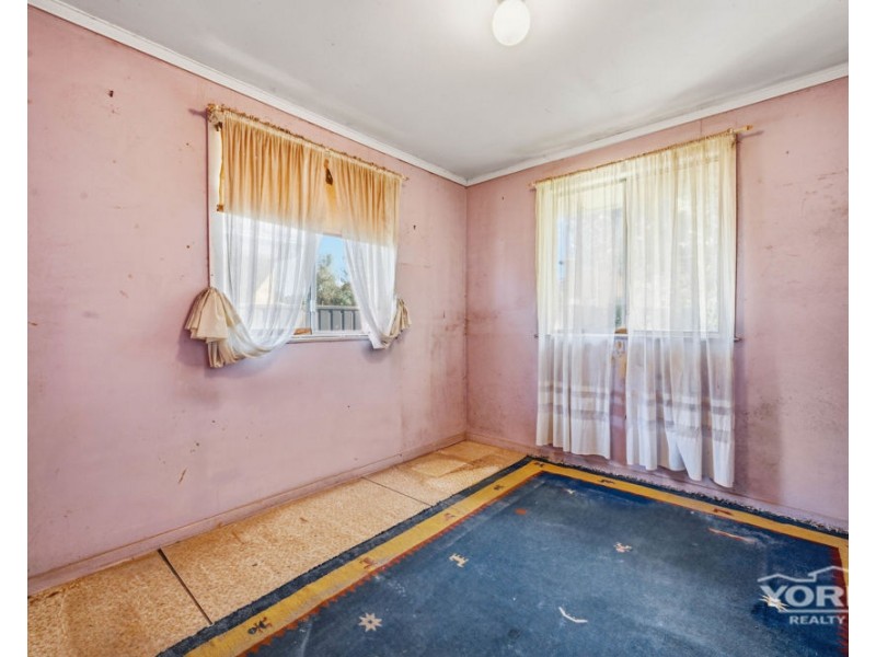 13 Abelia Street, Harlaxton QLD 4350