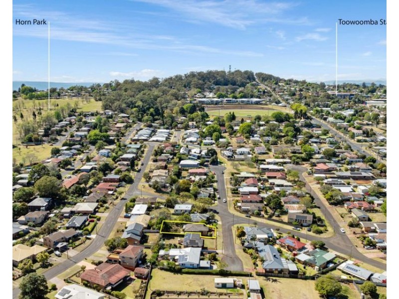 13 Abelia Street, Harlaxton QLD 4350