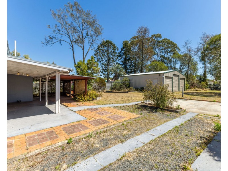 10 John Street, Crows Nest QLD 4355