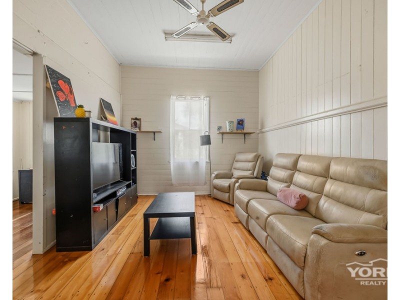 12 Link Street, North Toowoomba QLD 4350