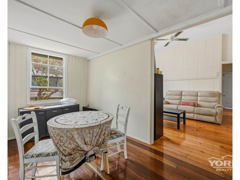 12 Link Street, North Toowoomba QLD 4350