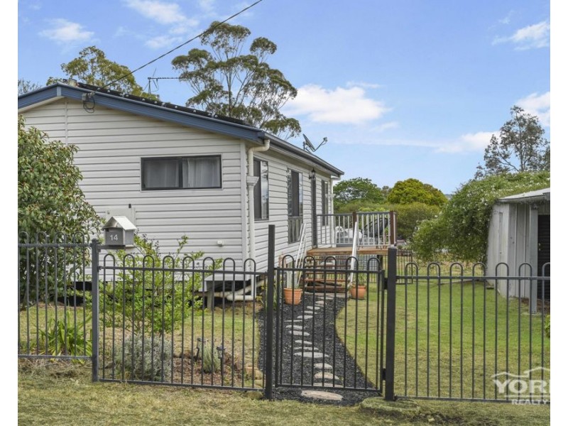 14 Gilbride Street, Greenmount QLD 4359