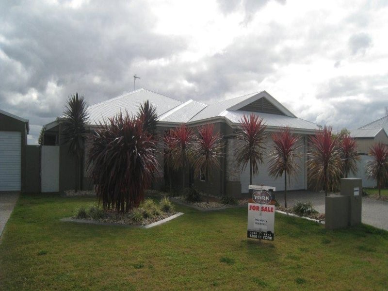 23 Wellington Street, Wyreema QLD 4352