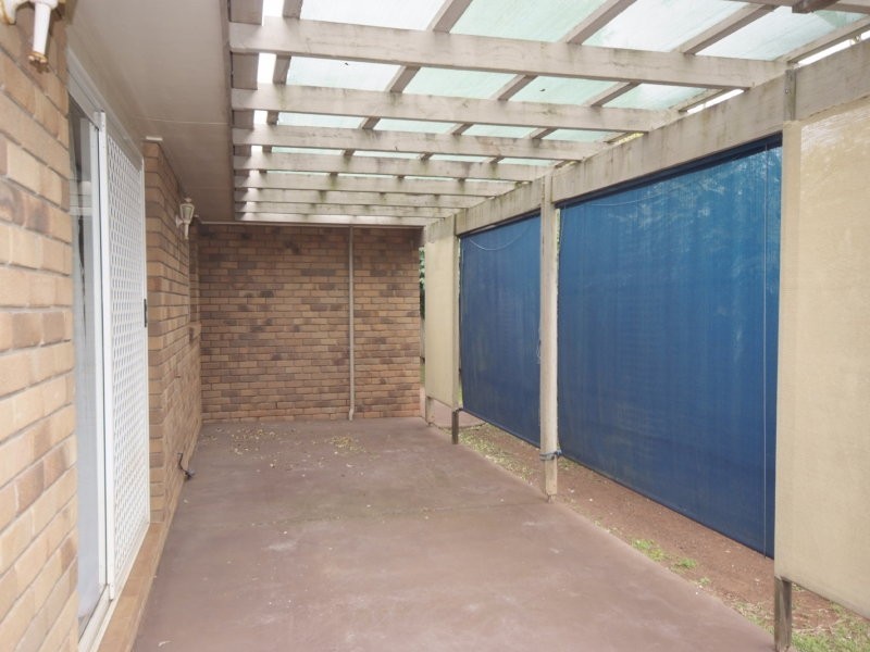 17 Fern Drive, Kearneys Spring QLD 4350