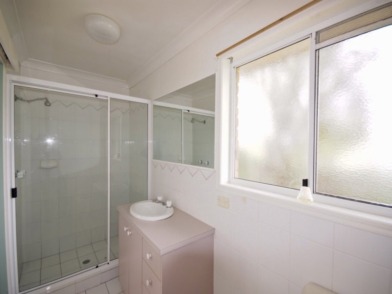 17 Fern Drive, Kearneys Spring QLD 4350