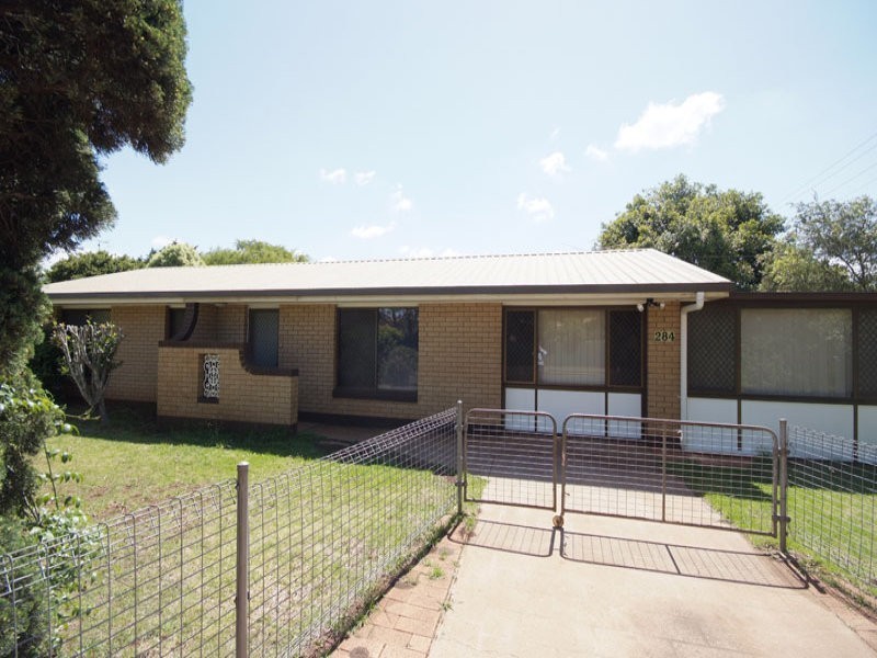 284 Taylor Street, Glenvale QLD 4350