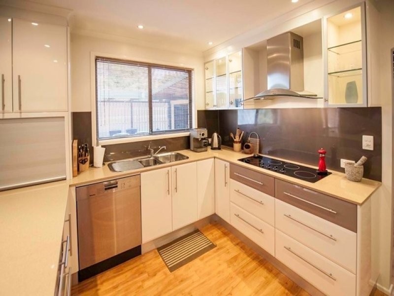 28 Belcher Drive, Glenvale QLD 4350