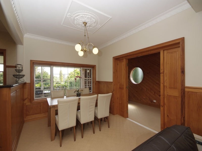 74 Jellicoe St, North Toowoomba QLD 4350