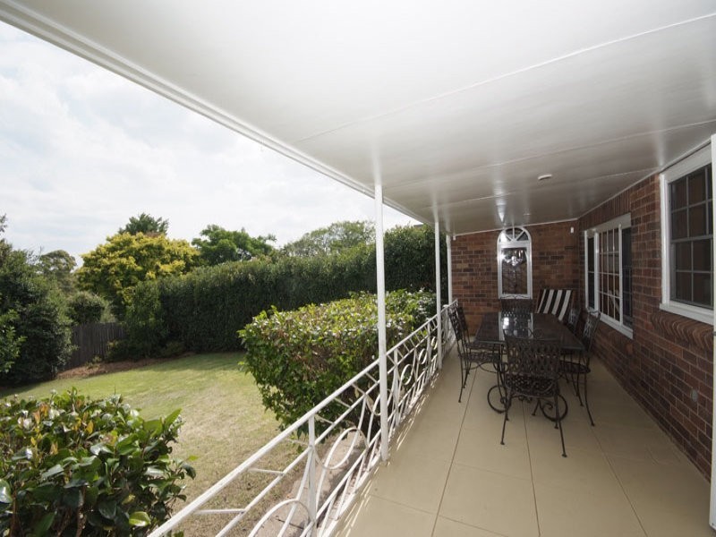 74 Jellicoe St, North Toowoomba QLD 4350